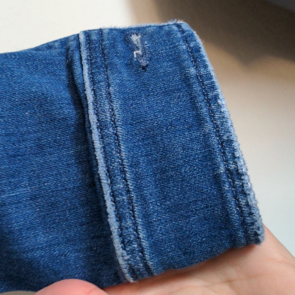 Vineyard Vines Vintage Beach Wash Denim Jacket - Picture 9 of 11